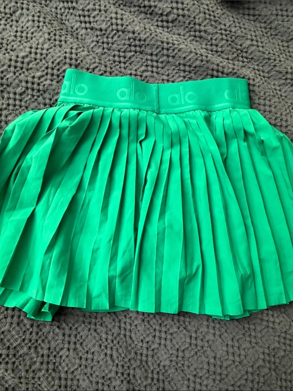ALO Yoga WOMENS Bright Green Pleated Skort XXS TENNIS SKIRT